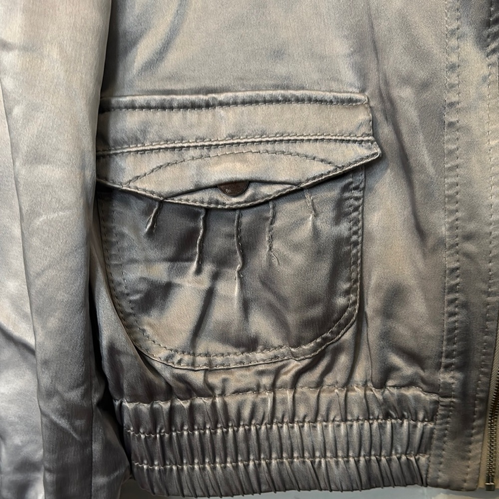 M—Silver Bomber Jacket - Picture 3 of 16